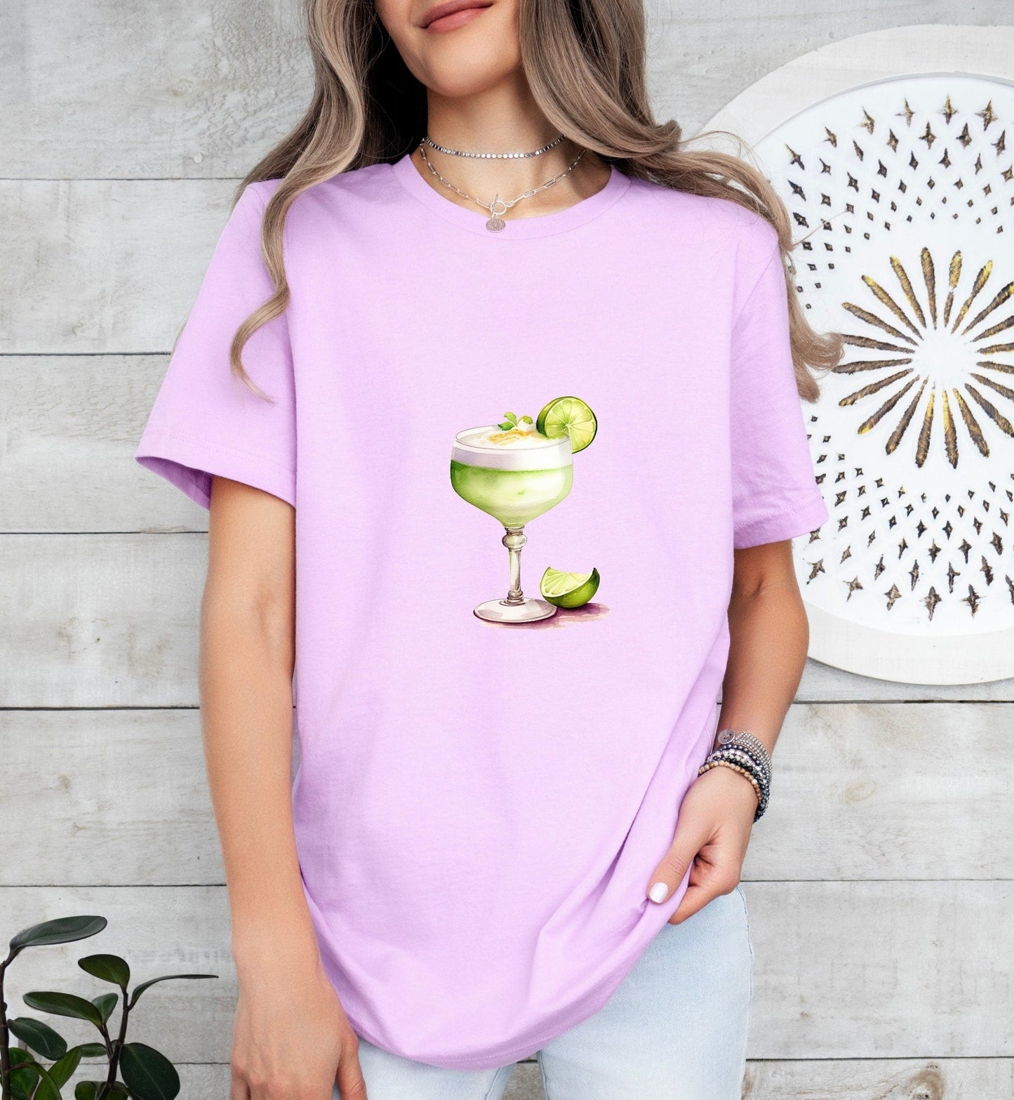 Pisco Sour Groom or Bride Cocktail Bar Shirt - Minimalist Aesthetic T-Shirt for Bachelor or Hen Party - Fun and Chic Design - Raiden Gate Design