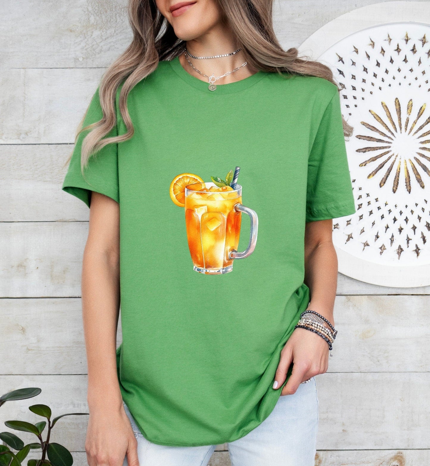 Time Machine Cocktail Groom or Bride Cocktail Bar Shirt - Minimalist Aesthetic T-Shirt for Bachelor or Hen Party - Fun and Chic Design - Raiden Gate Design