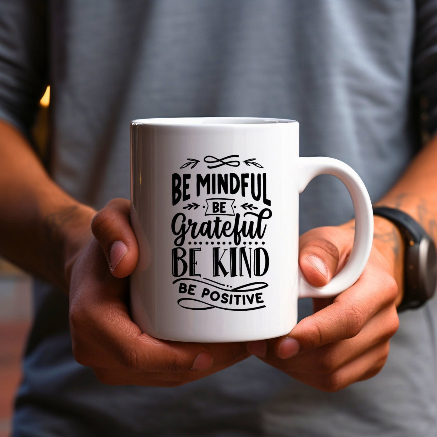 Be mindful, be grateful - Bible Verse Faith Mug - Christian Religious Gift for Him - Dad Mug with Affirmations - Supportive Baptism Gift - Raiden Gate Design