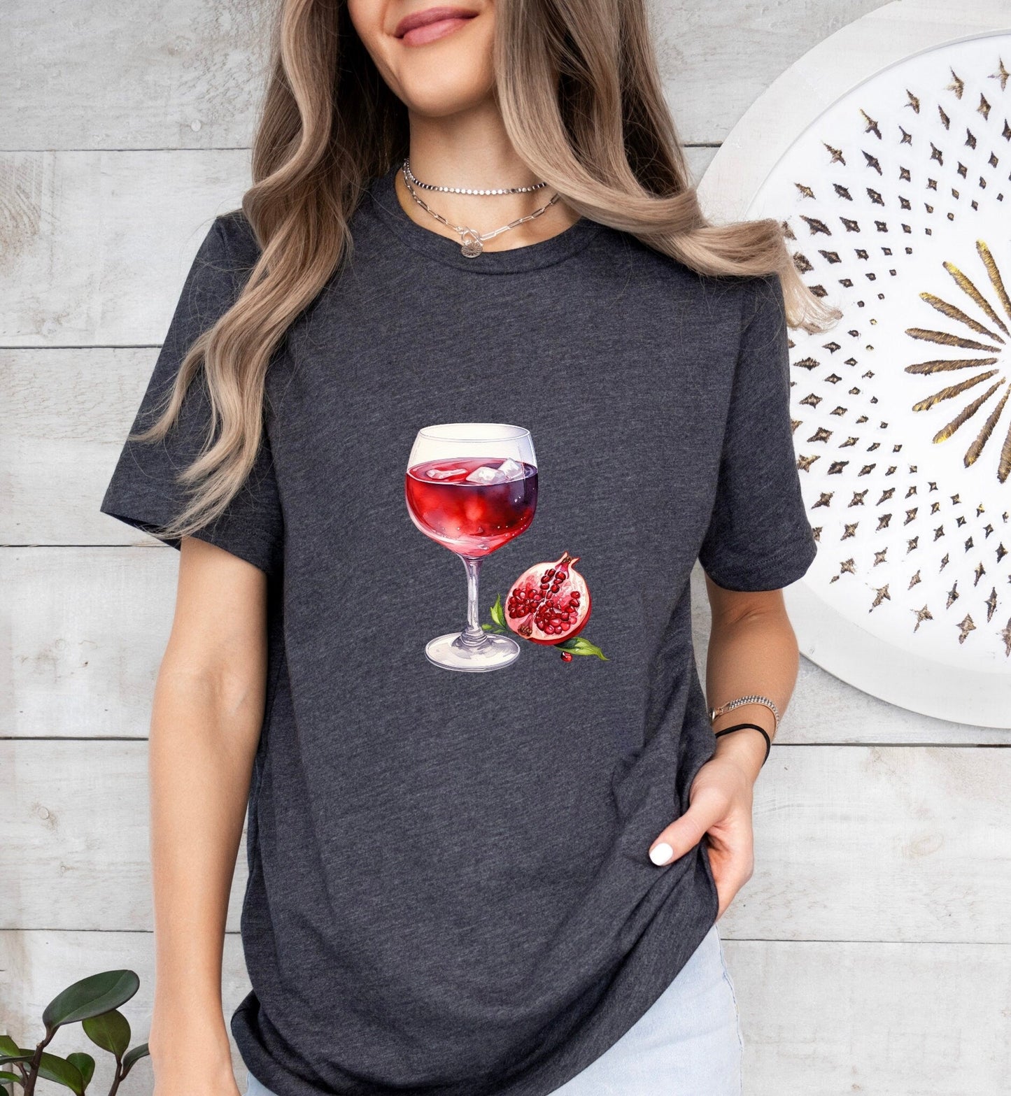Tintoretto Cocktail Groom or Bride Cocktail Bar Shirt - Minimalist Aesthetic T-Shirt for Bachelor or Hen Party - Fun and Chic Design - Raiden Gate Design